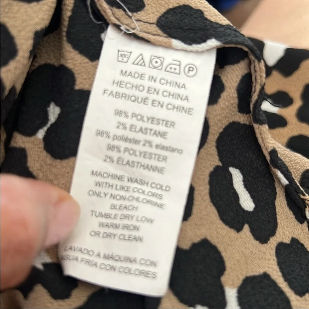 Michael Kors Leopard Print Tie Sleeve Blouse Women’s Medium Animal Print Career